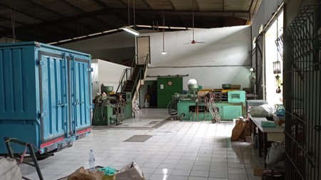 Pabrik Kemasan Kosmetik Aktif dan Strategis di Kawasan Industri Rungkut Surabaya