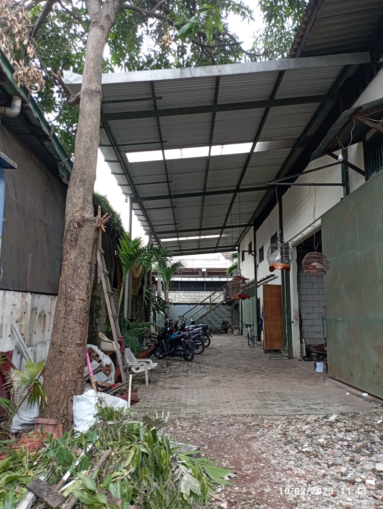 Pabrik Kemasan Kosmetik Aktif dan Strategis di Kawasan Industri Rungkut Surabaya