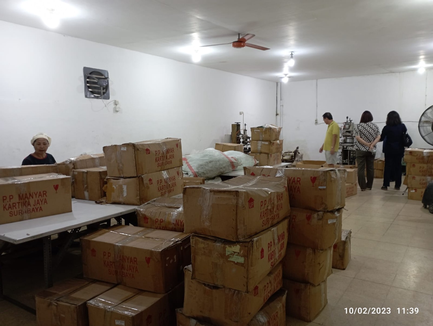 Pabrik Kemasan Kosmetik Aktif dan Strategis di Kawasan Industri Rungkut Surabaya