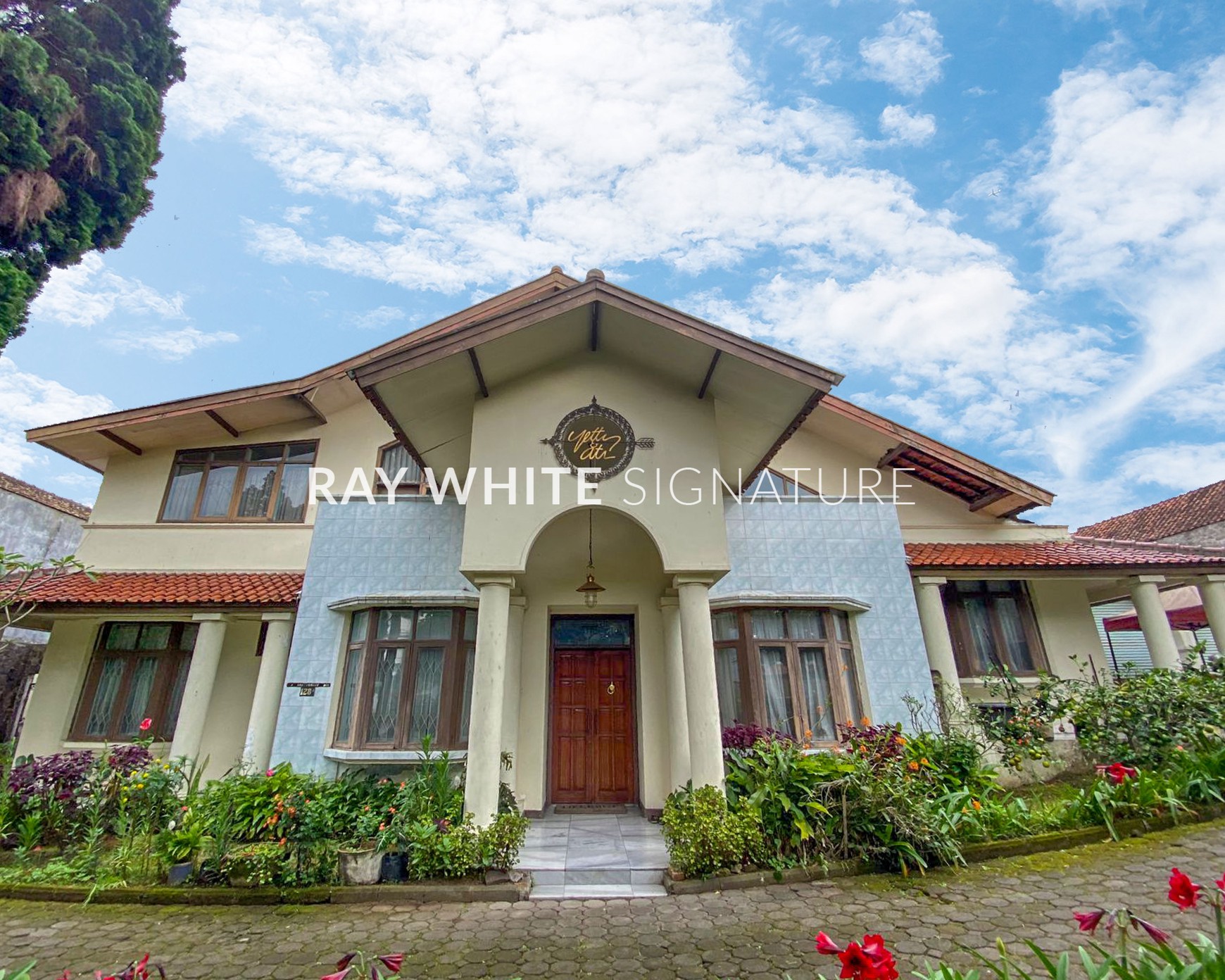 Dijual Rumah Strategis & untuk Usaha, Jl. Maribaya, Bandung