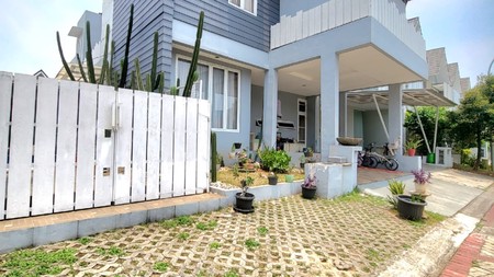 Rumah Hoek dengan Pool di cluster Discovery Bintaro