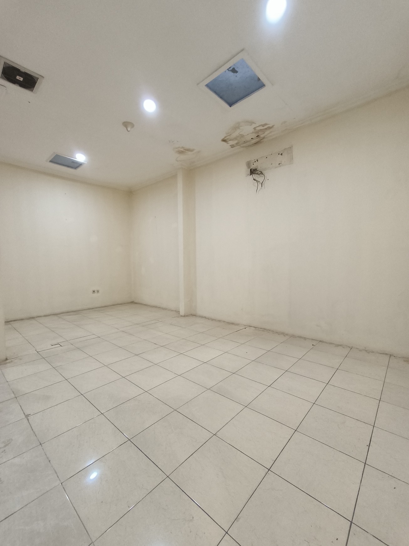 RUMAH COCOK UNTUK USAHA KOST KOST AN DAERAH SETIABUDI
