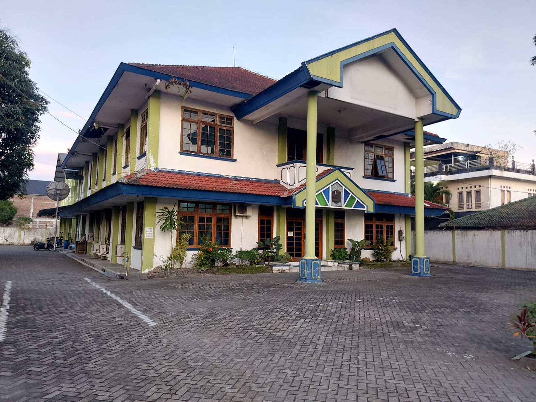 Office Space Ring Road Maguwo Harjo, Yogyakarta