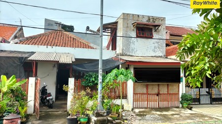Dijual Rumah di Jalan Kutisari Surabaya