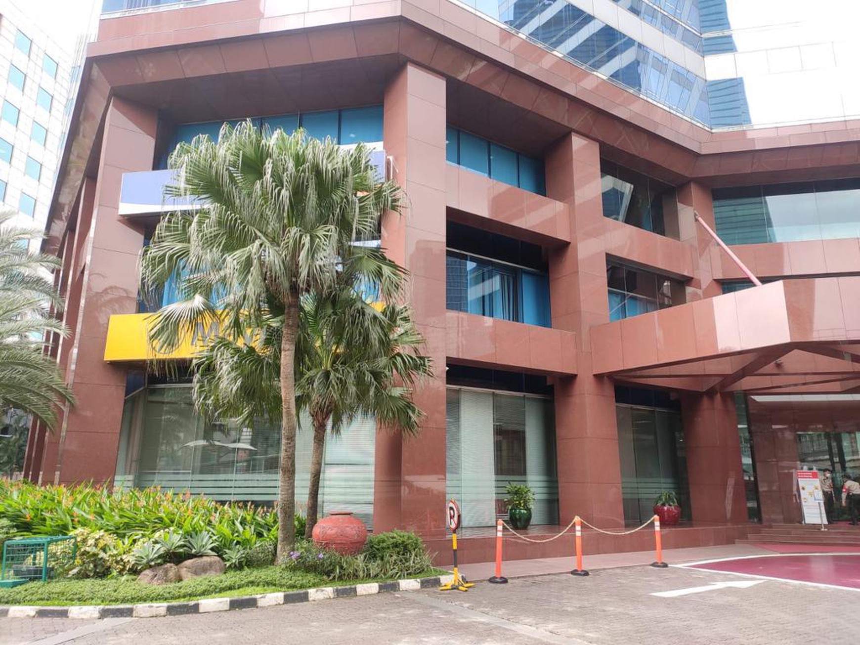 Perkantoran Graha Irama Building