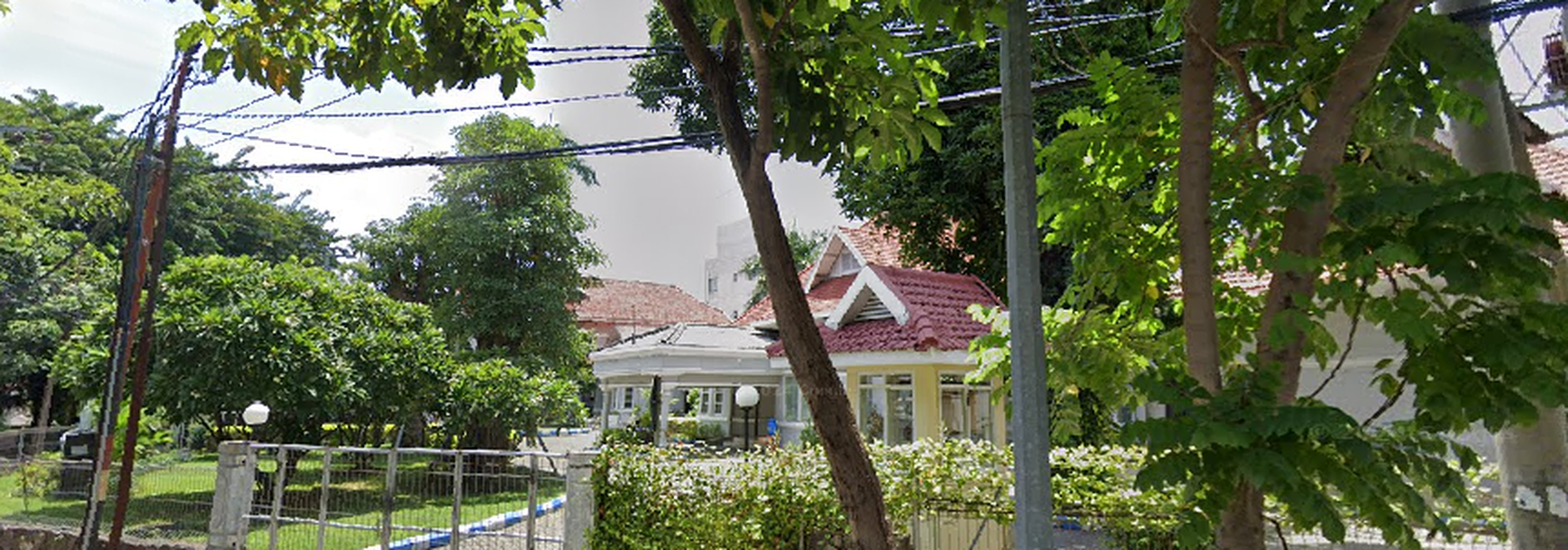 Tanah dan Bangunan Strategis dan Sangat Potensial di Jl. Darmo, Surabaya pusat kota raya Darmo, Surabaya pusat,Dekat tunjungan plaza surabaya pusat