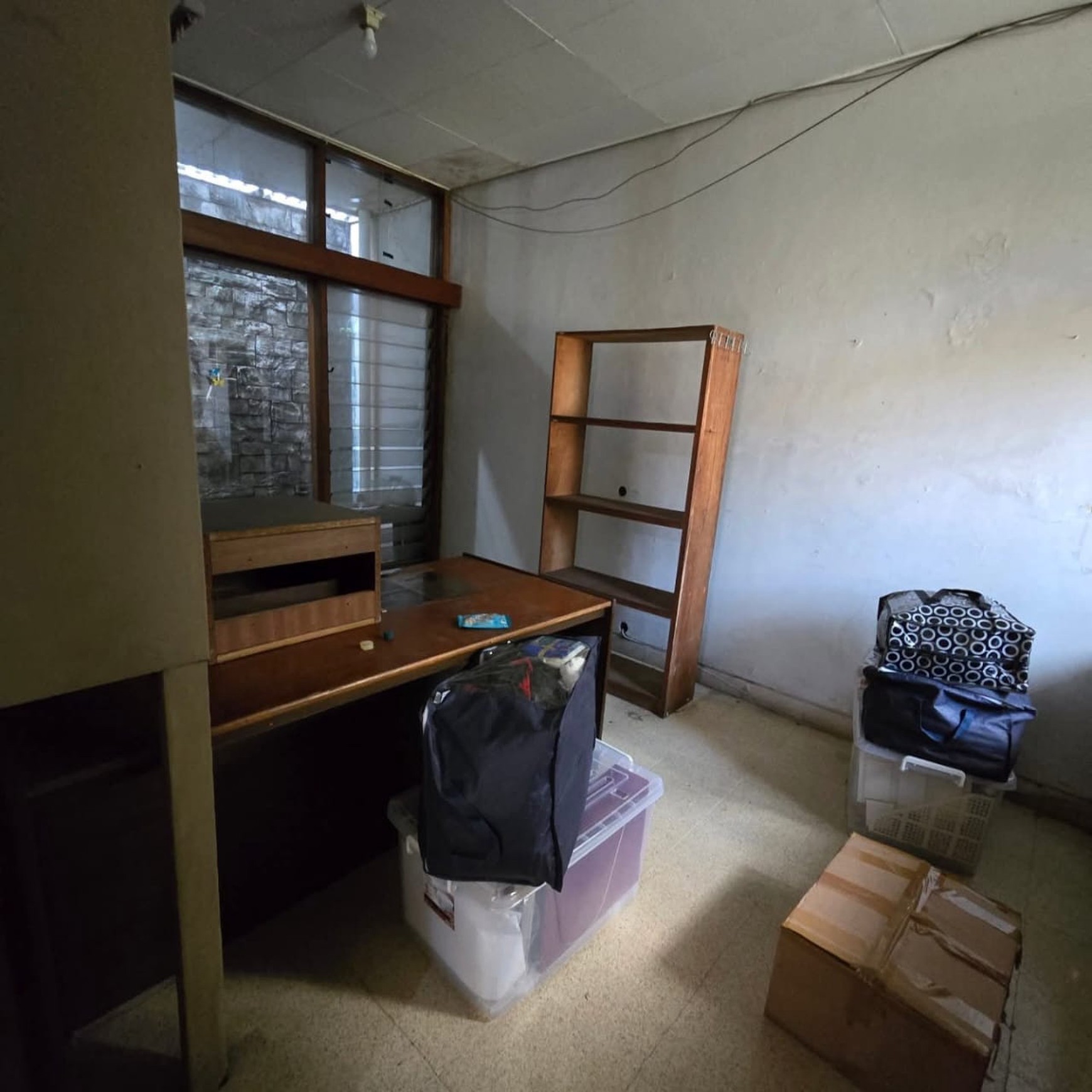 DIJUAL RUMAH HITUNG TANAH JALAN TEBET DALAM JAKARTA SELATAN