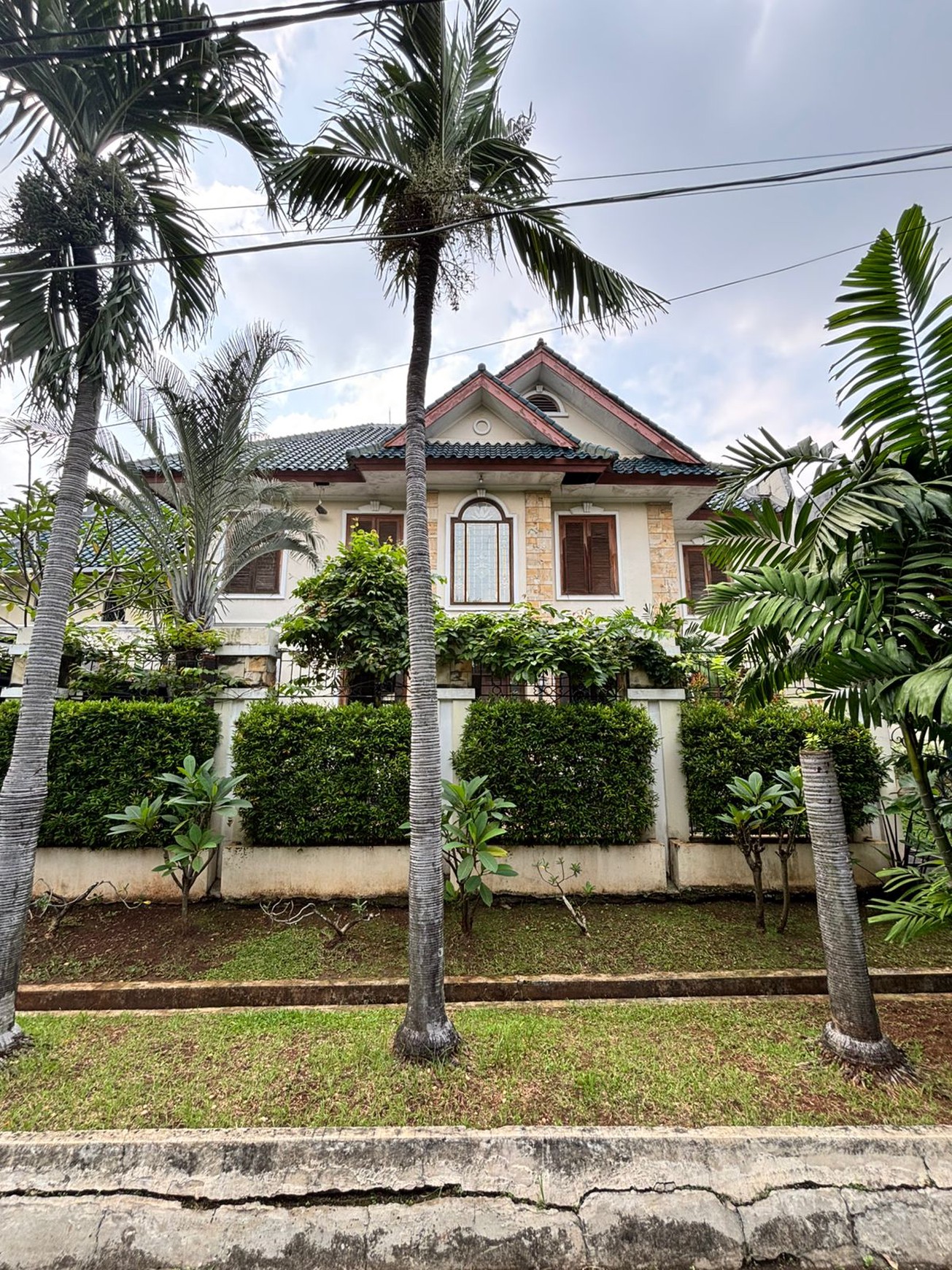 Dijual Rumah Asri dan Nyaman di Duren Tiga Jakarta Selatan