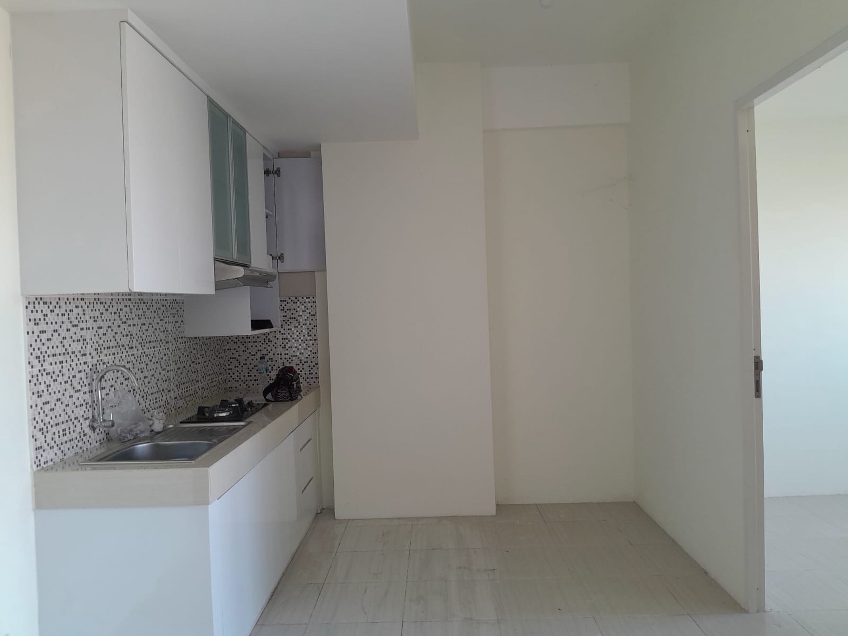 Dijual Apartement Cantik di Puncak Dharmahusada Surabaya