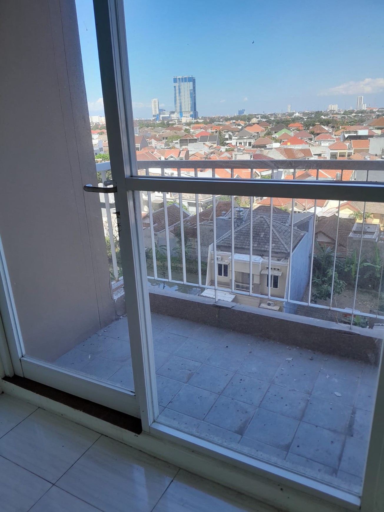 Dijual Apartement Cantik di Puncak Dharmahusada Surabaya