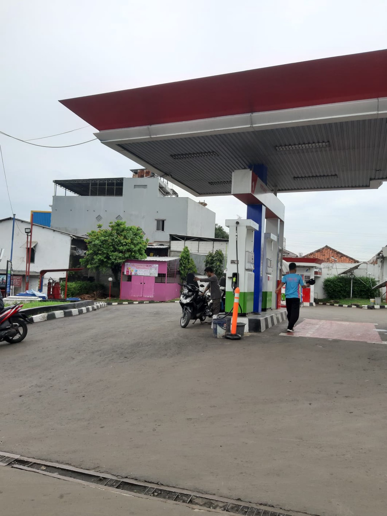 Ruang Usaha Lokasi Strategis Pinggir Jalan Raya @Pondok Indah, Jakarta Selatan