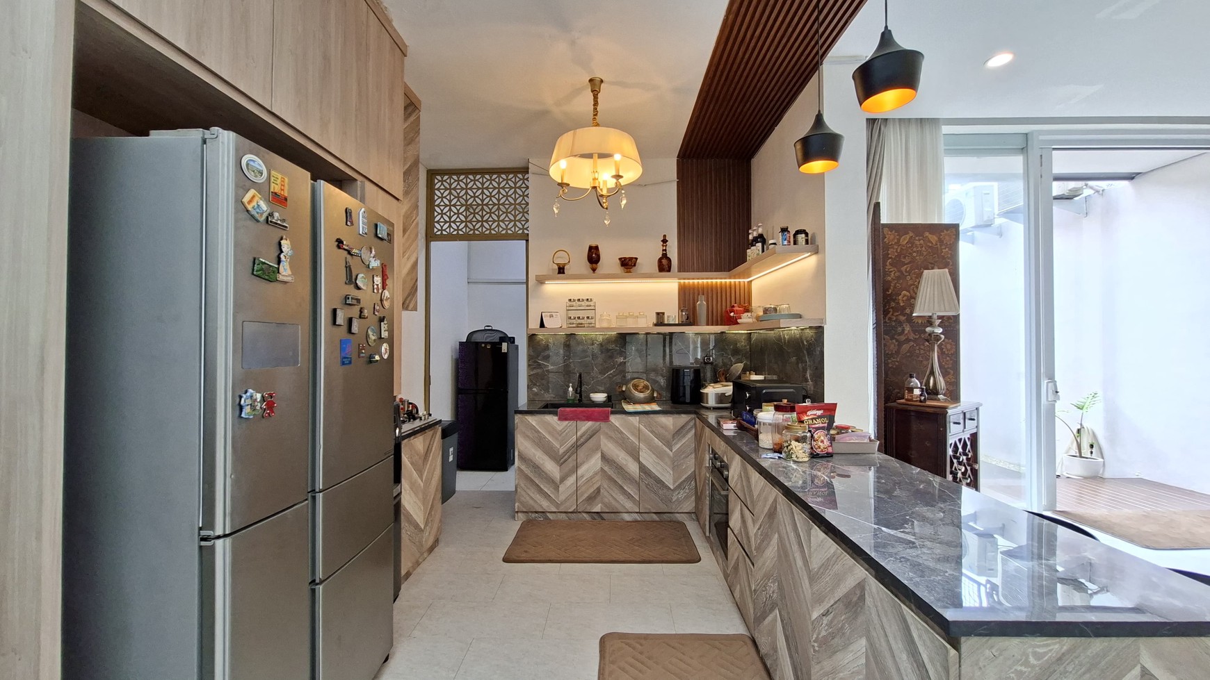 DIJUAL: Rumah Cantik Modern Minimalis di Warung Jati, Jatipadang, Jak-Sel