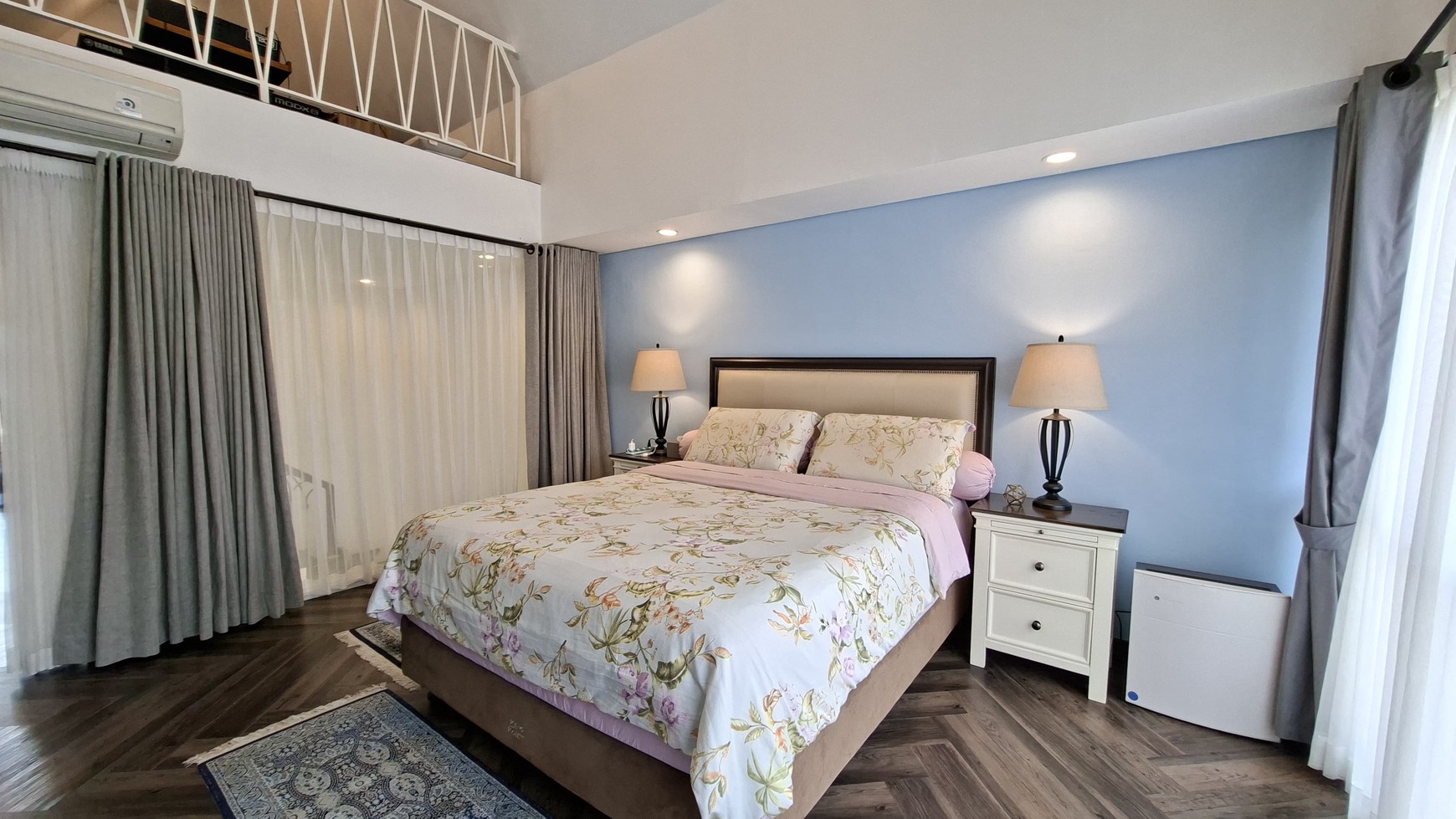 DIJUAL: Rumah Cantik Modern Minimalis di Warung Jati, Jatipadang, Jak-Sel