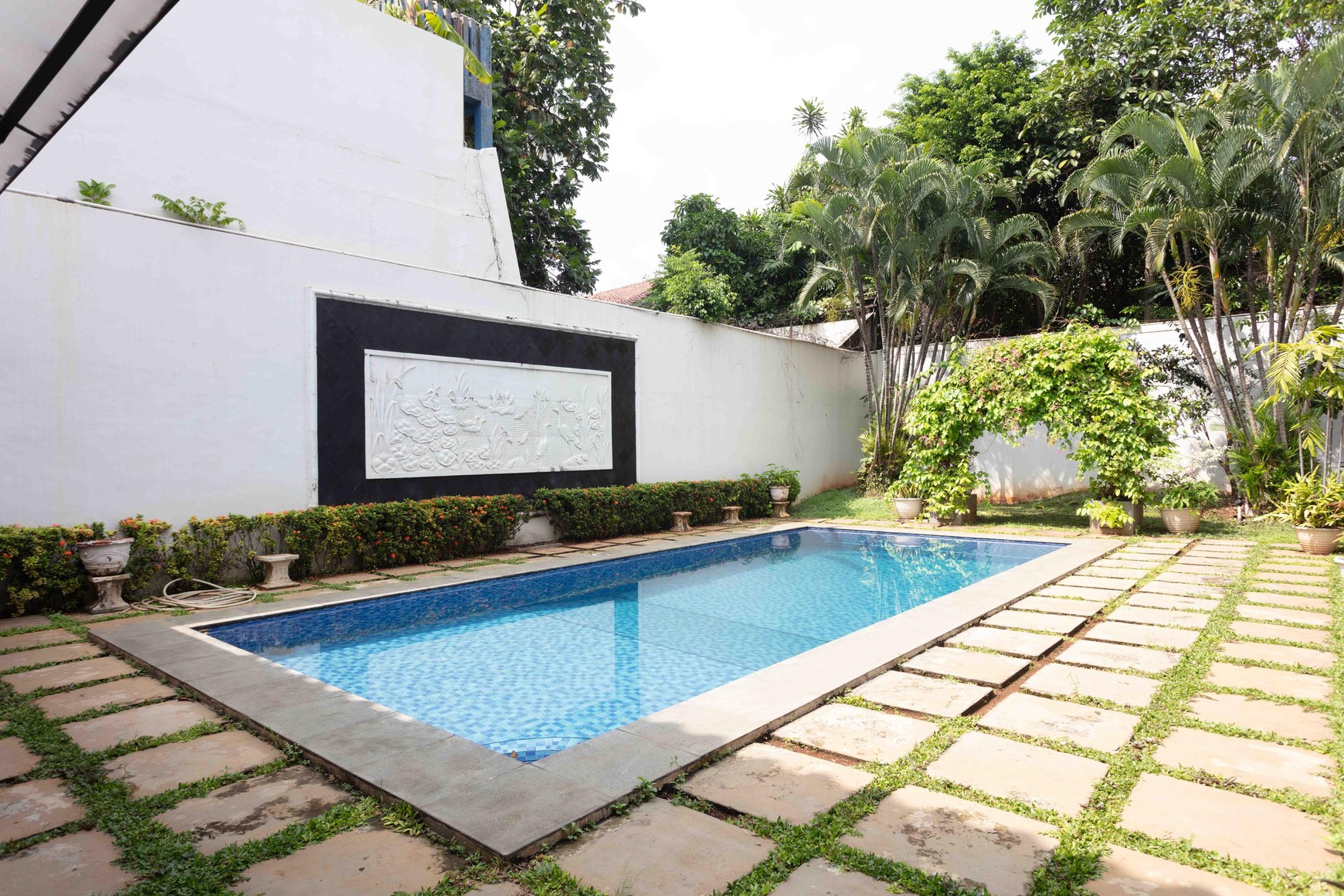 Rumah di Kebayoran Baru Jakarta Selatan Luas Semi Furnished 2 Lantai SHM