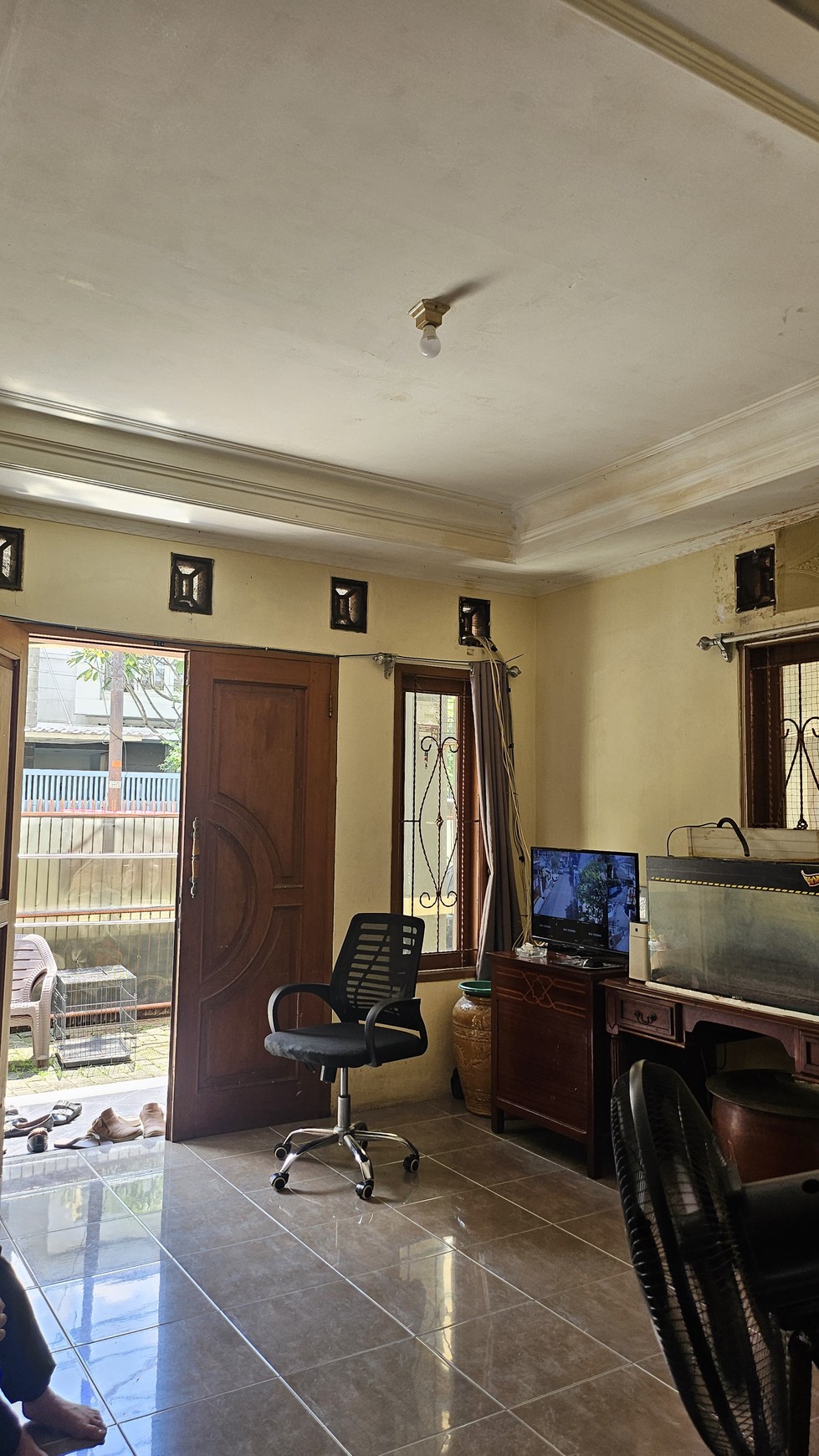 Rumah 2 Lantai Kemanggisan