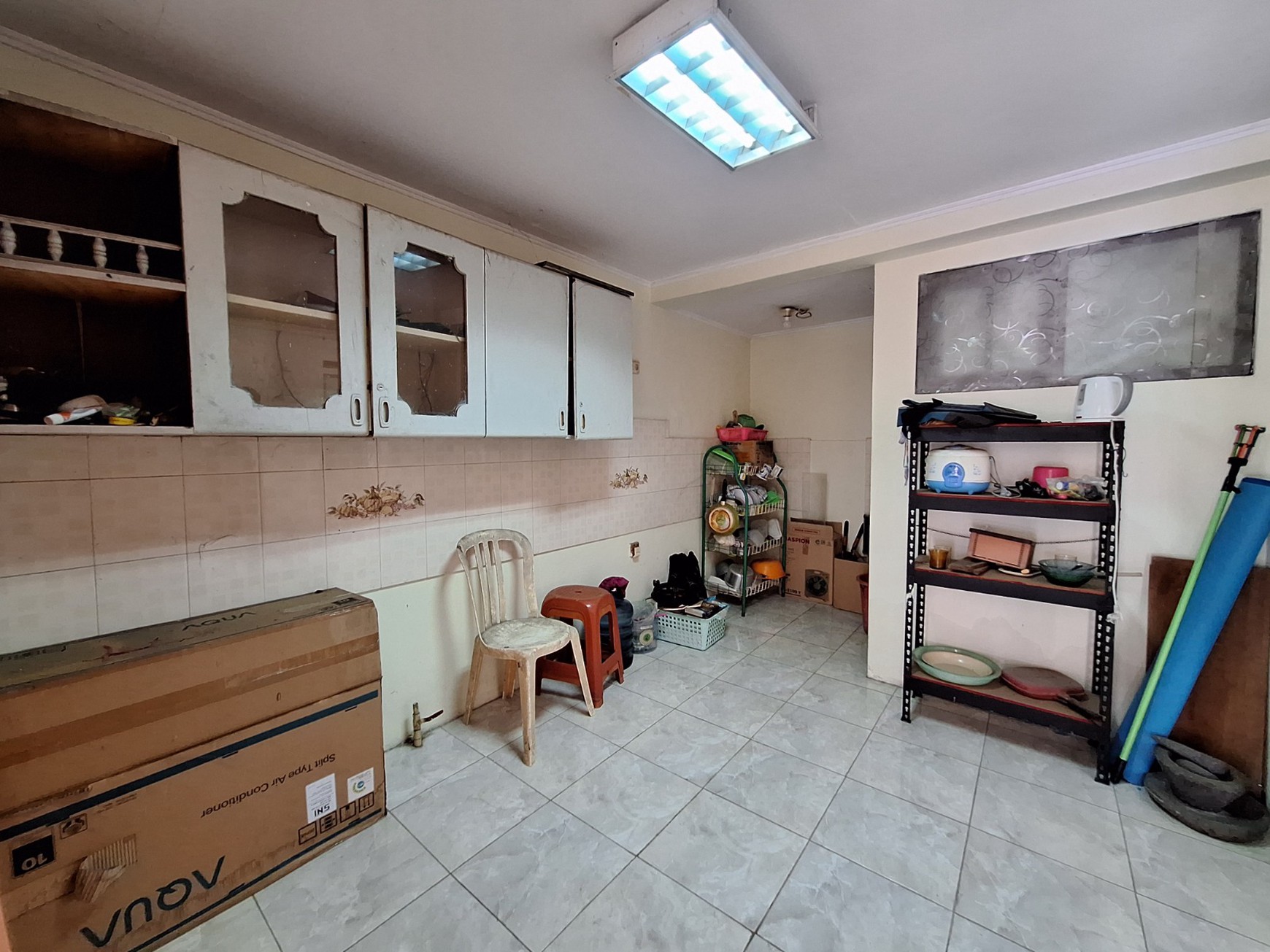 Bintaro taman mangu indah rumah 2 lantai dalam komplek