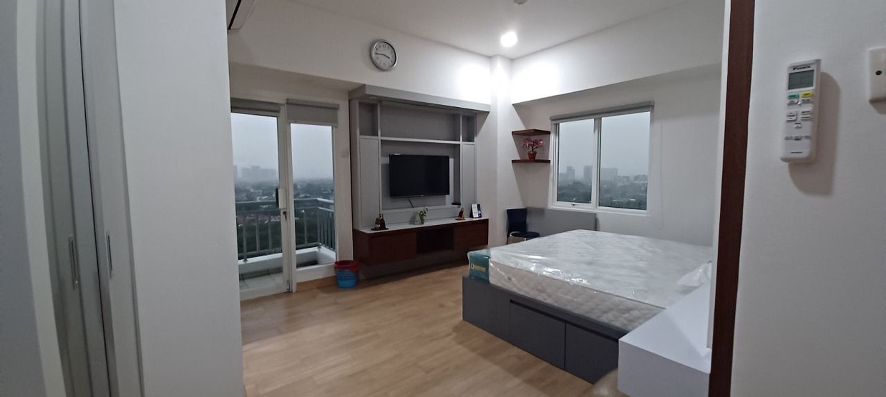 DI JUAL APARTEMEN DI LEBAK BULUS POINS SQUARE 3 KT/2KM 2.8M(NEGO)