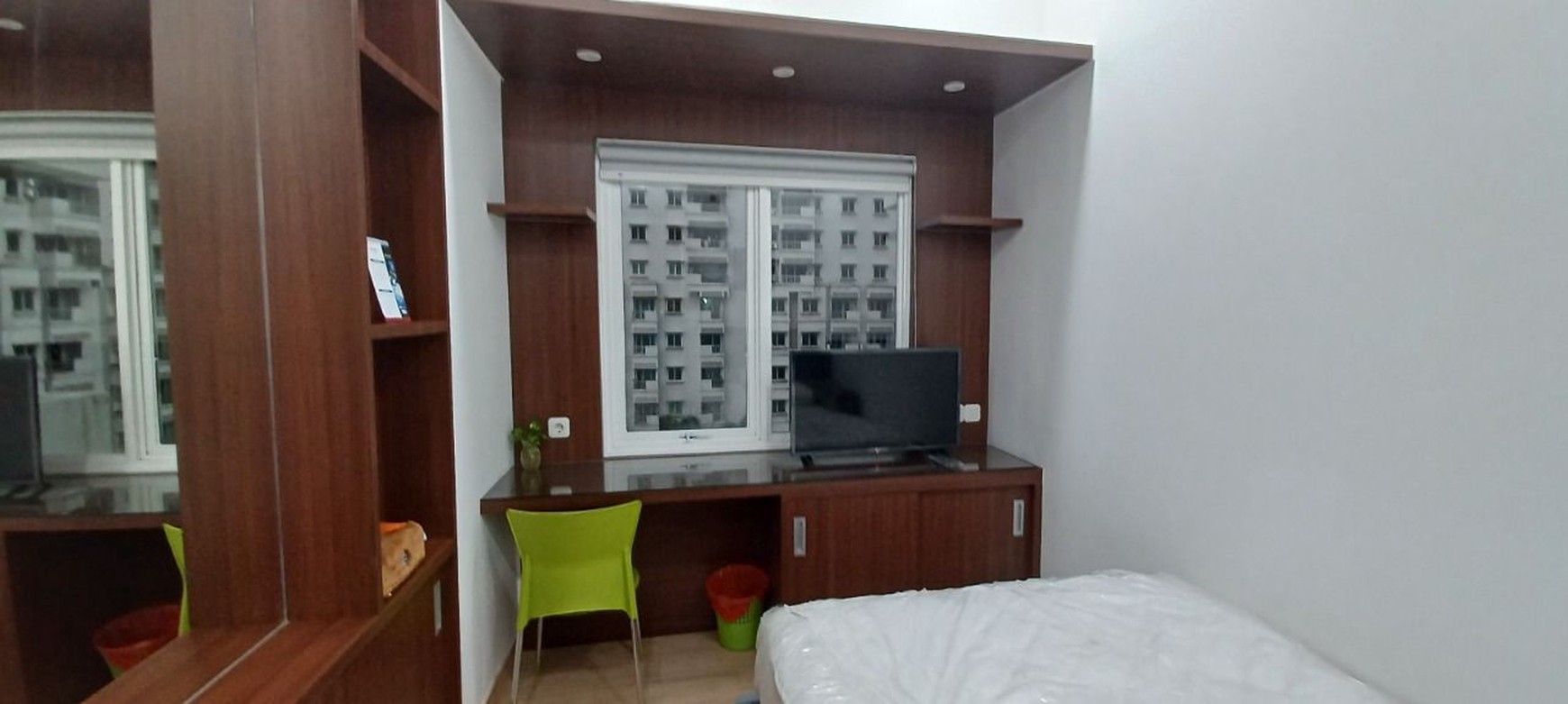 DI JUAL APARTEMEN DI LEBAK BULUS POINS SQUARE 3 KT/2KM 2.8M(NEGO)