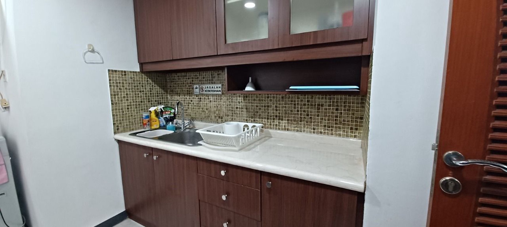 DI JUAL APARTEMEN DI LEBAK BULUS POINS SQUARE 3 KT/2KM 2.8M(NEGO)