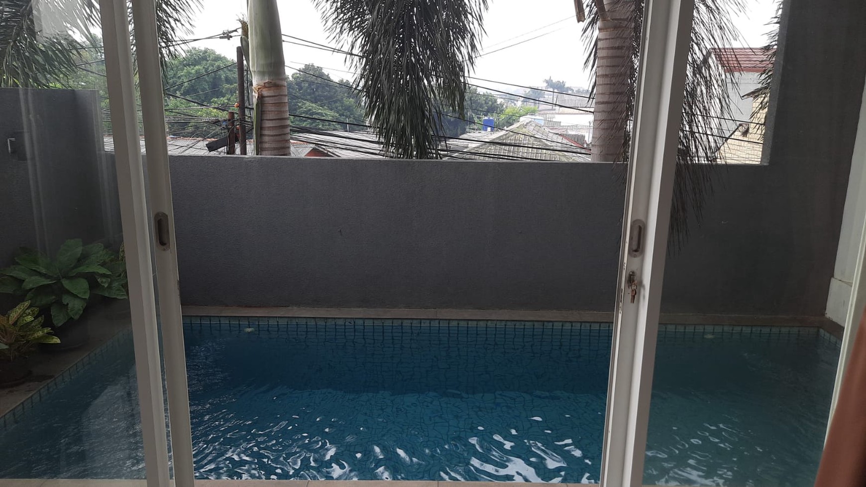 Rumah minimalis cluster pekayon pejaten barat jakarta selatan 