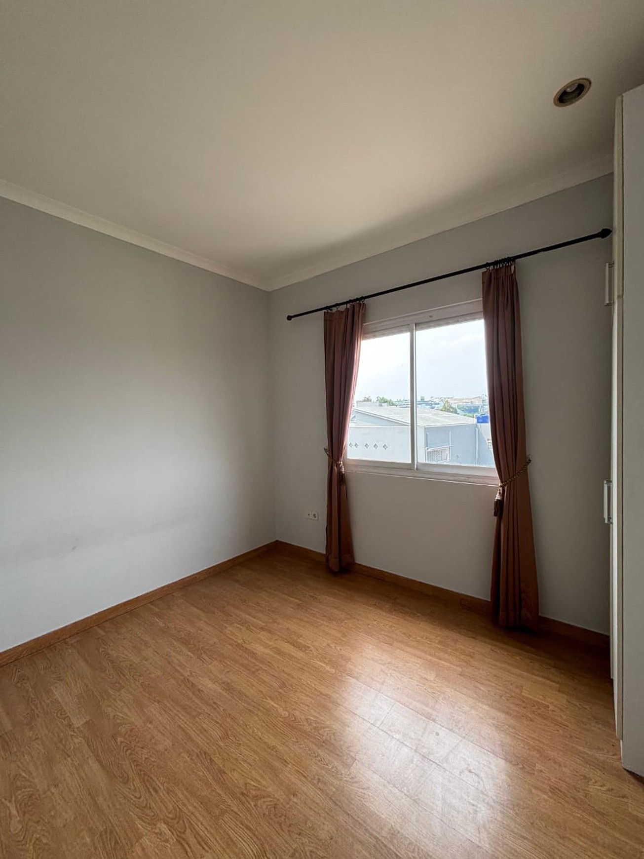 Rumah minimalis cluster pekayon pejaten barat jakarta selatan 