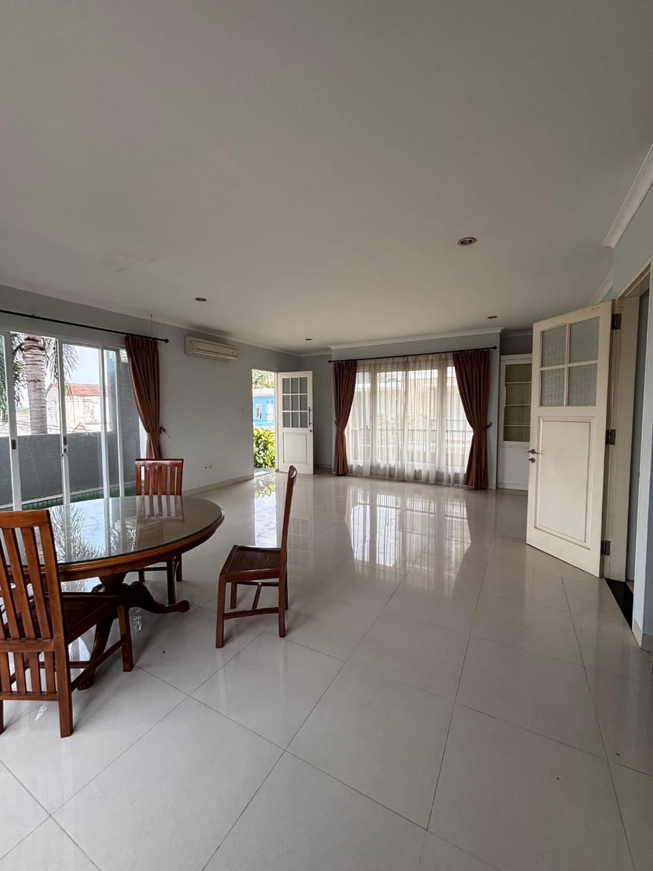 Rumah minimalis cluster pekayon pejaten barat jakarta selatan 