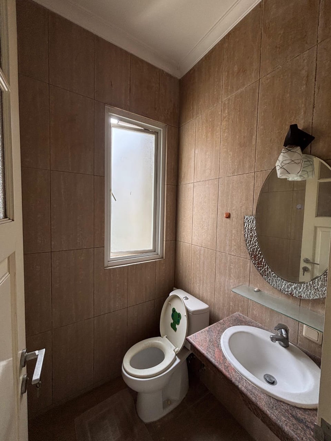 Rumah minimalis cluster pekayon pejaten barat jakarta selatan 