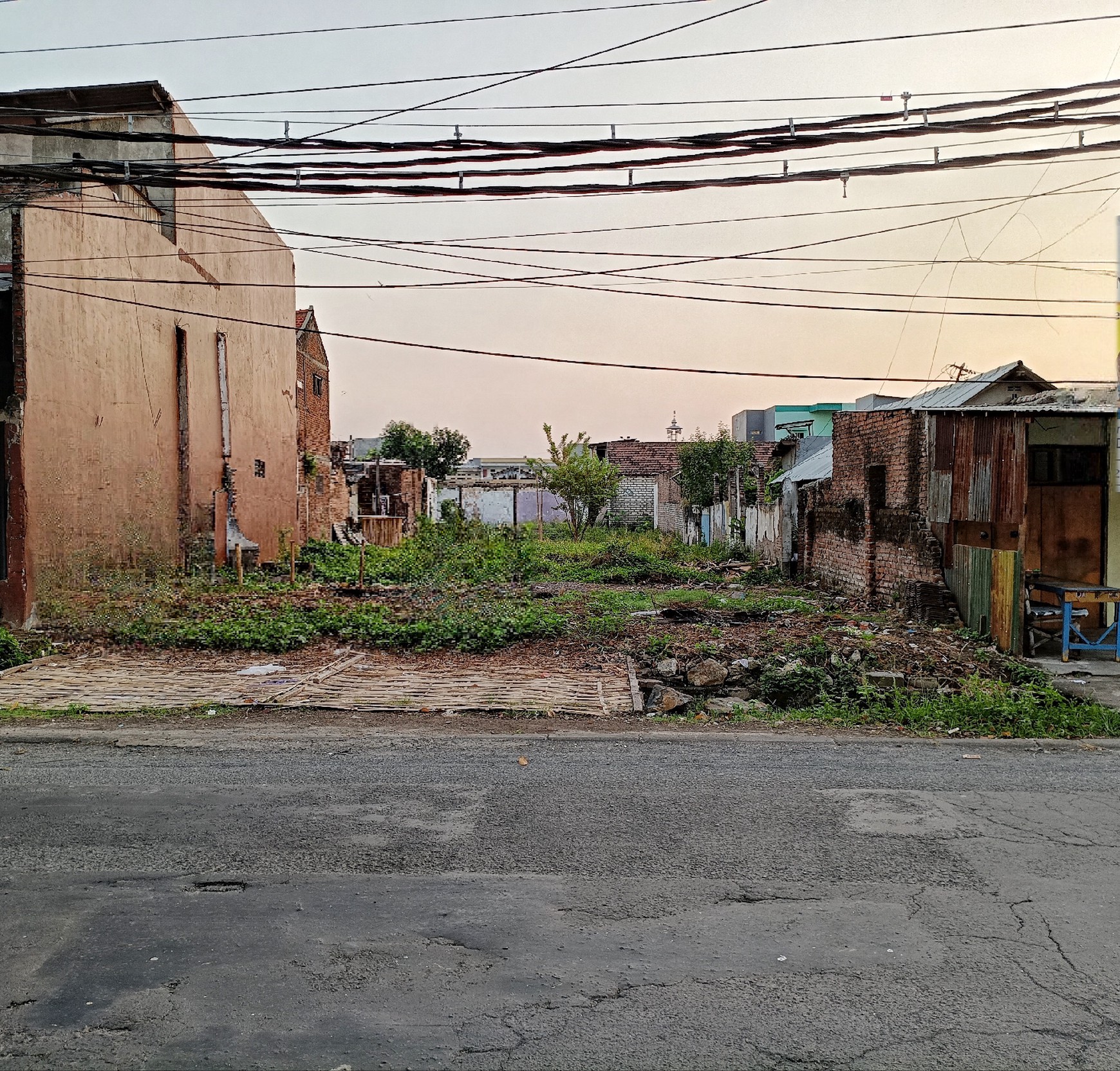 Tanah Dijual Jl. Brigjen Katamso Waru Sidoarjo | Strategis