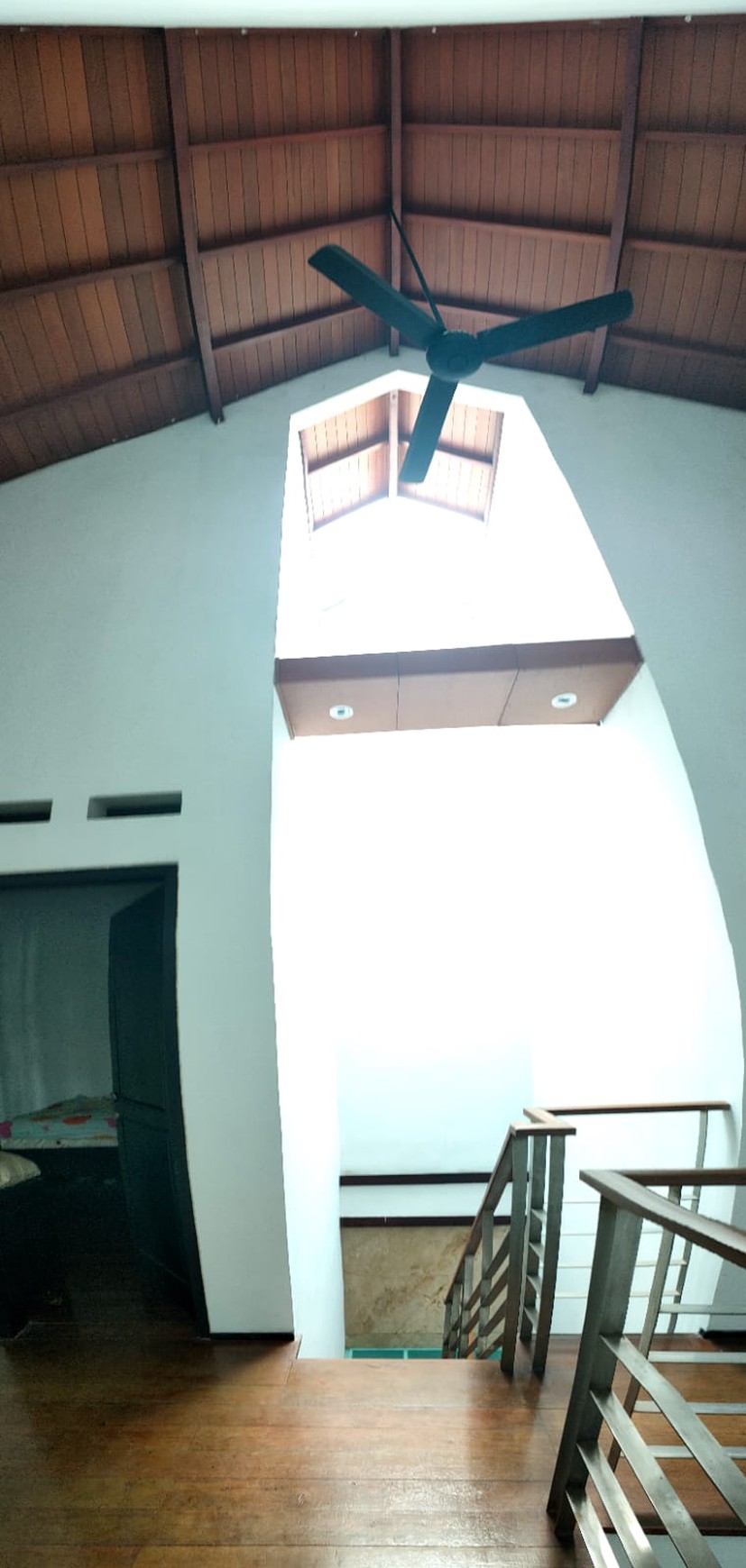 Dijual Rumah Siap Huni Di Araya Sukolilo - Full AC!