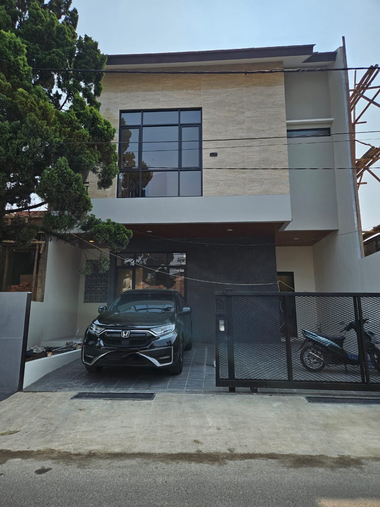 Rumah 2 Lantai Siap Huni Sudah SHM dengan Hunian Nyaman dan Asri @Bandung