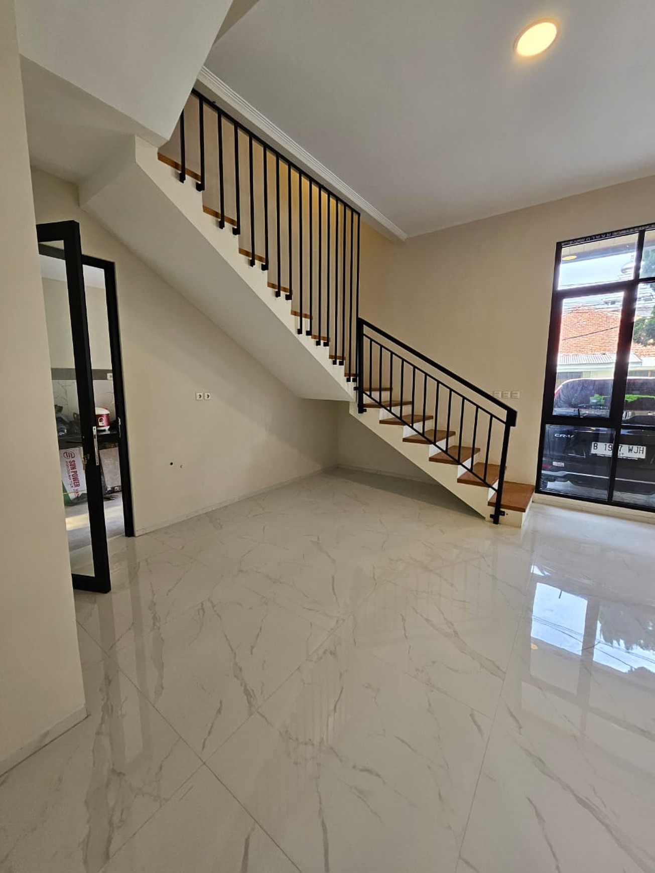 Rumah 2 Lantai Siap Huni Sudah SHM dengan Hunian Nyaman dan Asri @Bandung