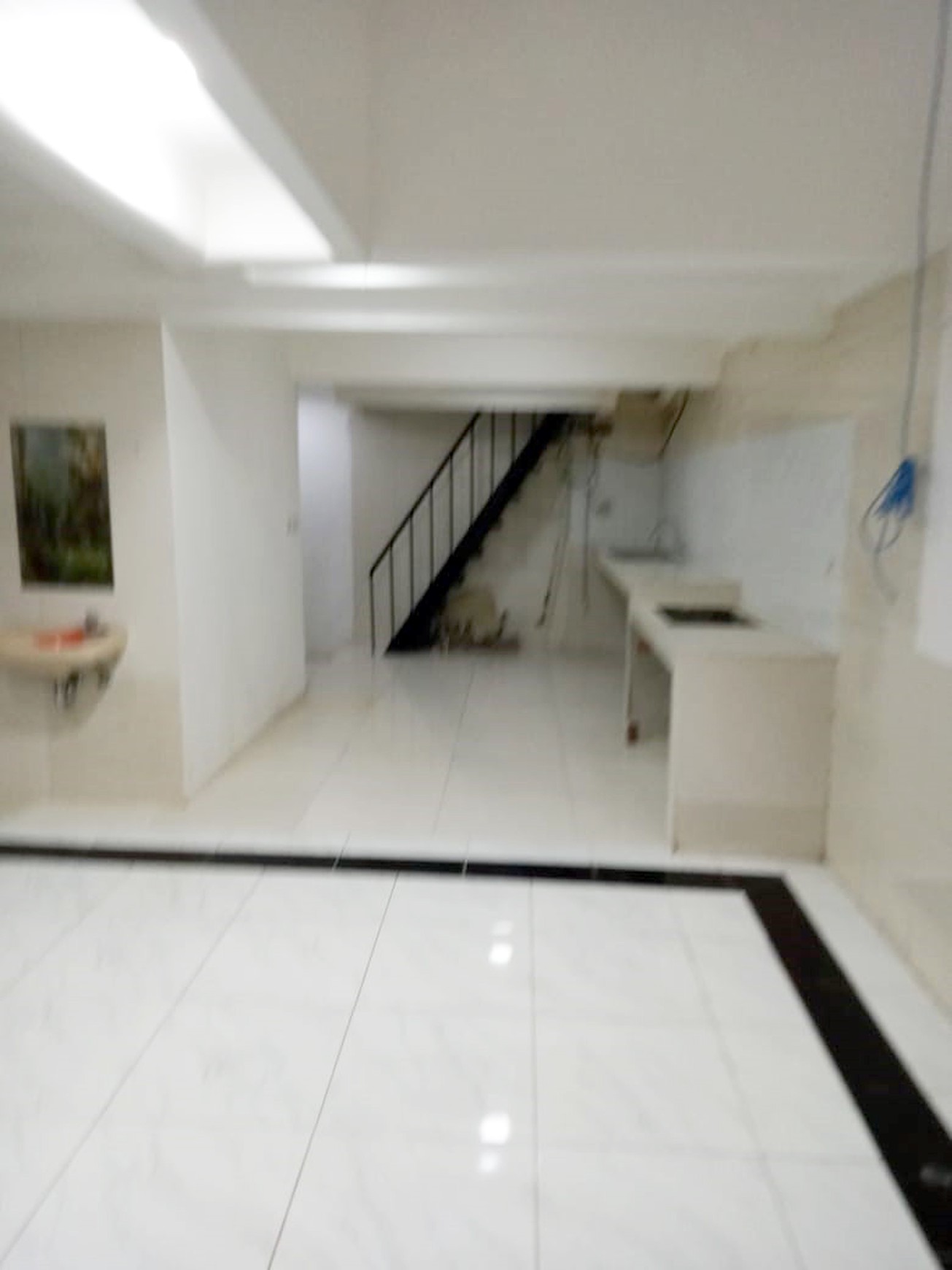 Rumah di Pelepah Elok Jl. Jl.Tanjung Lekong Kelapa Gading Jakarta, 3 Lantai, SIAP HUNI - CT -