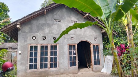 Tanah Dan Rumah Dekat Jalan Parangtritis Km 12 Patalan Jetis Bantul