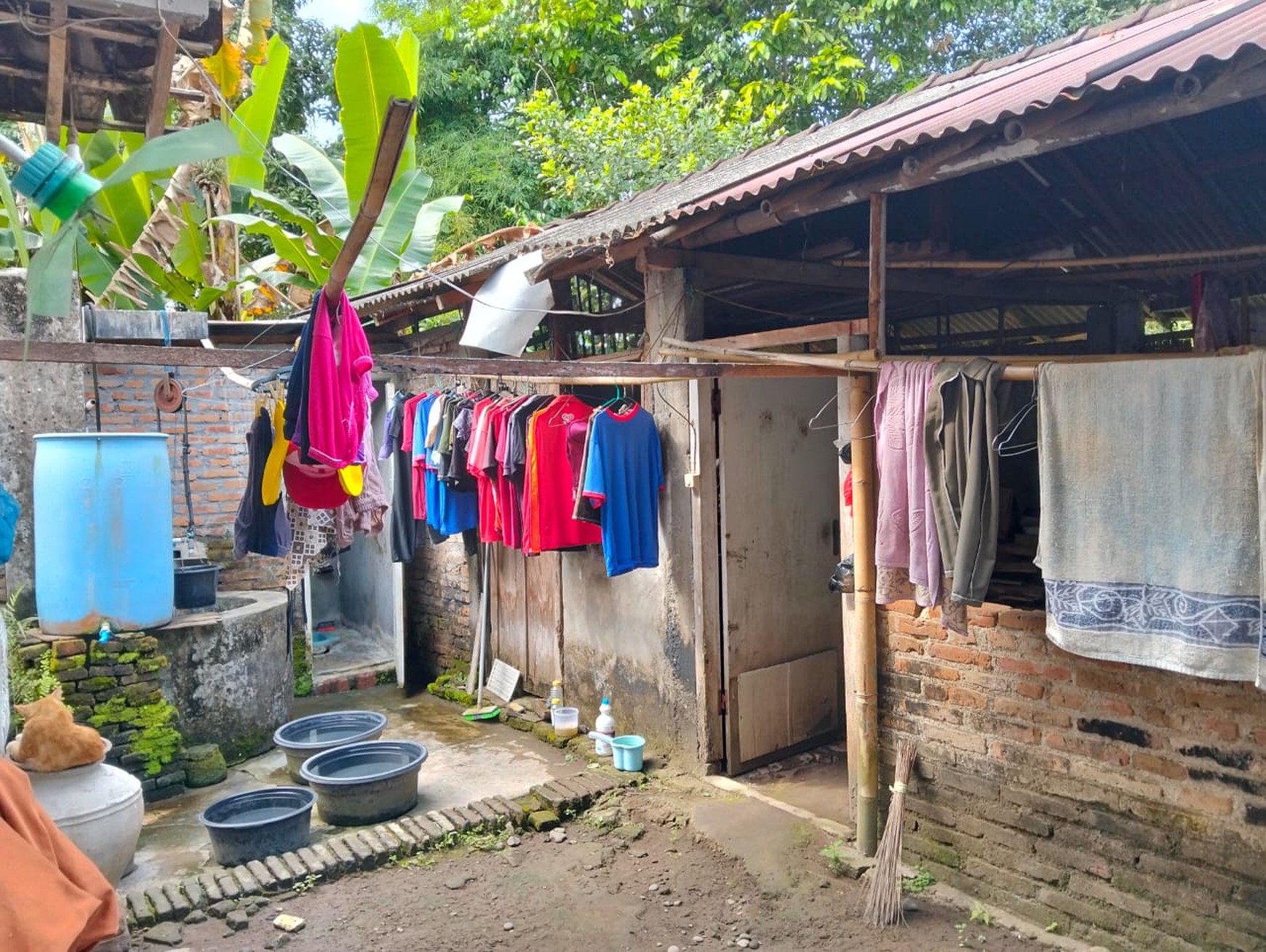 Tanah Dan Rumah Dekat Jalan Parangtritis Km 12 Patalan Jetis Bantul