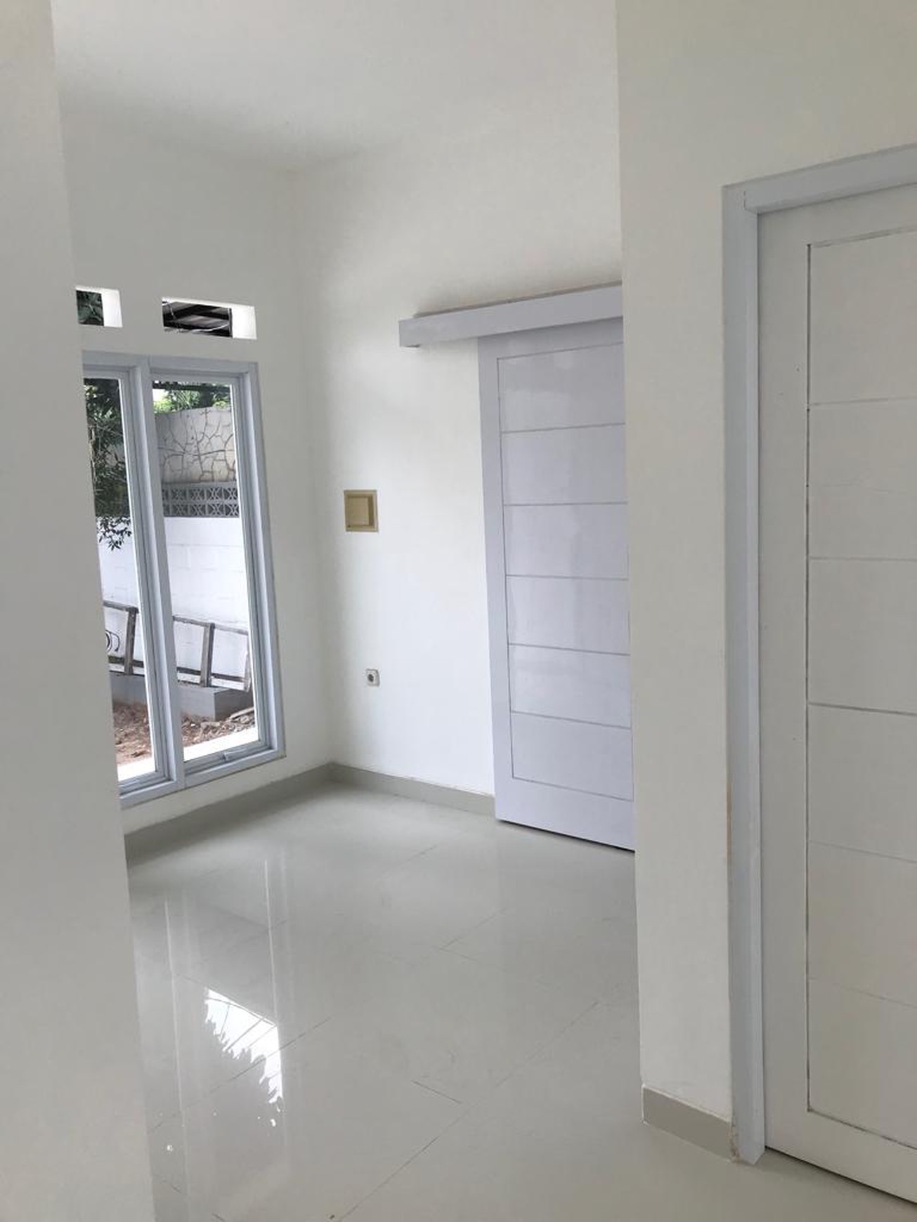 Rumah Siap Huni Area Bumi Bintaro Permai Jakarta Selatan