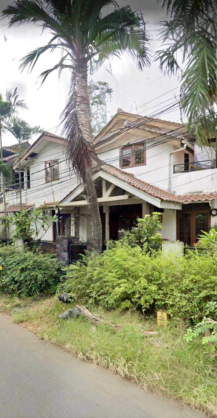 Rumah di Bintaro Sektor 2 dalam Lingkungan Asri dan Nyaman