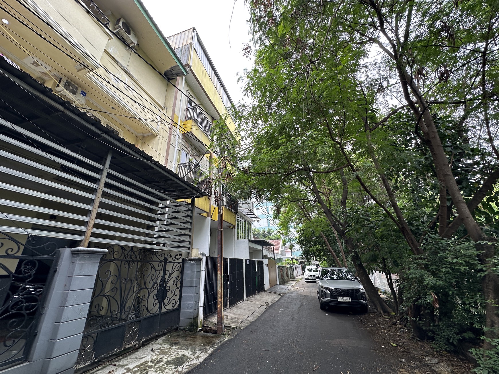 2 Ruko Gandeng Dijual , Gambir, Jakarta Pusat