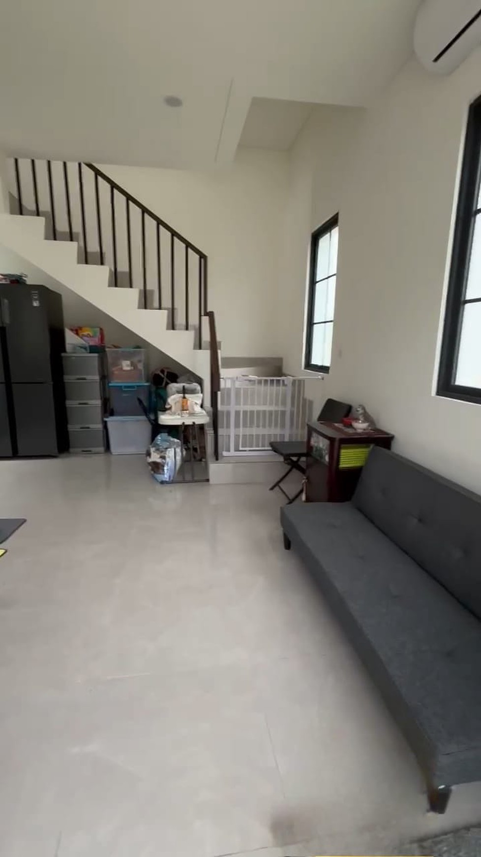 Rumah 2 Lantai Siap Huni Semi Furnished dengan Hunian Nyaman dan Asri @Ciputat