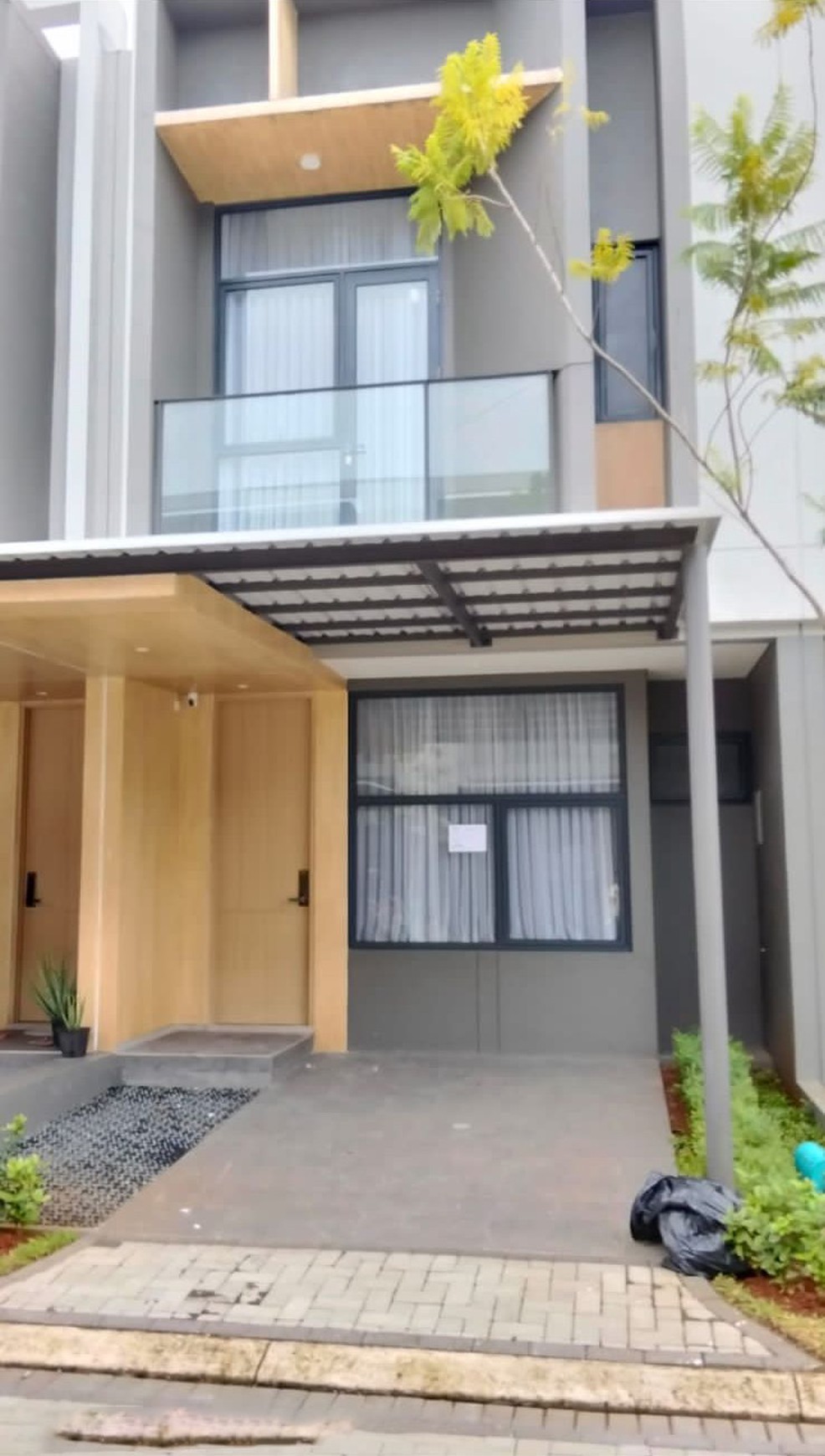 Disewakan Rumah 2 Lantai Siap Huni dan Hunian Nyaman @BSD