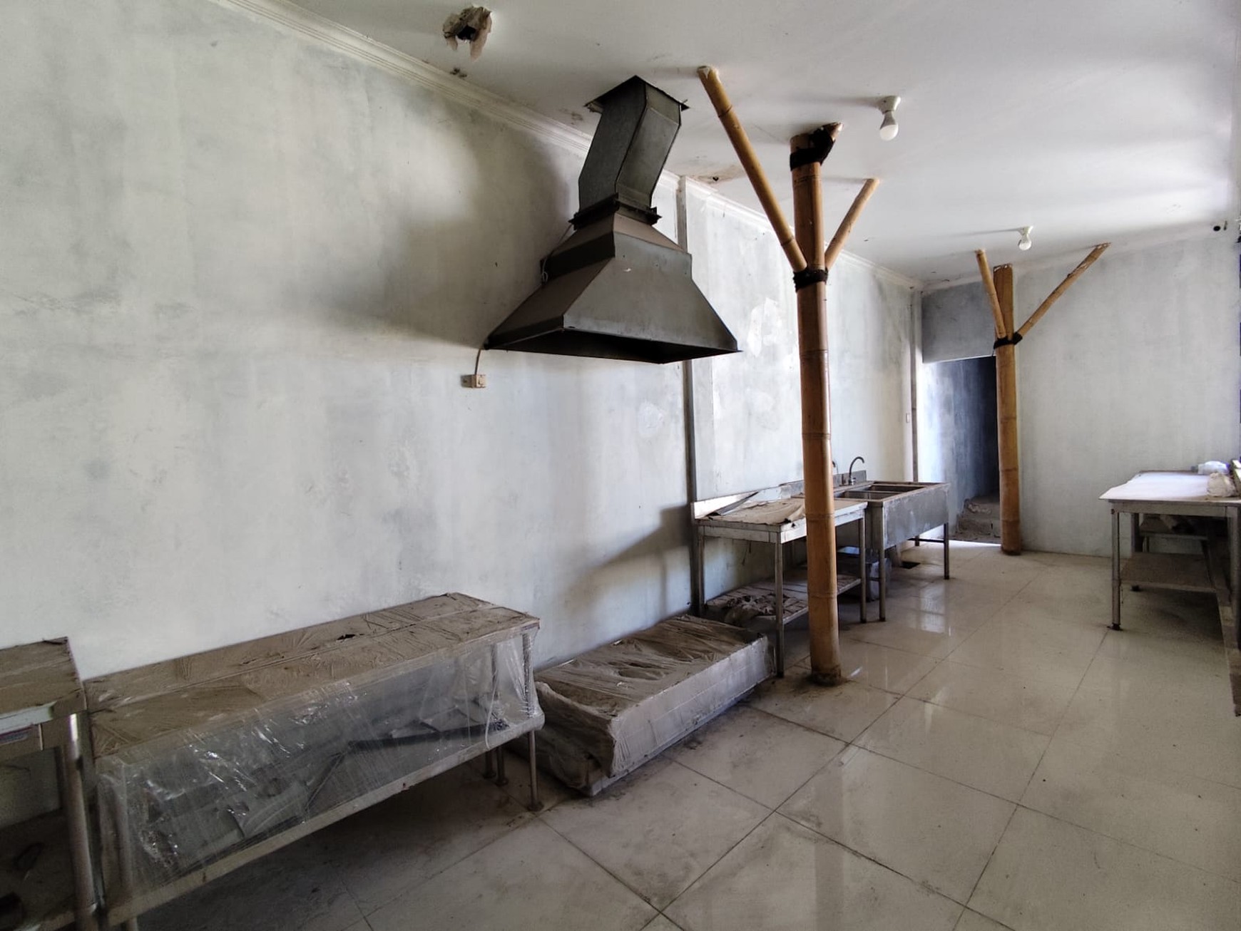 Rumah Hitung Tanah Area Cipete