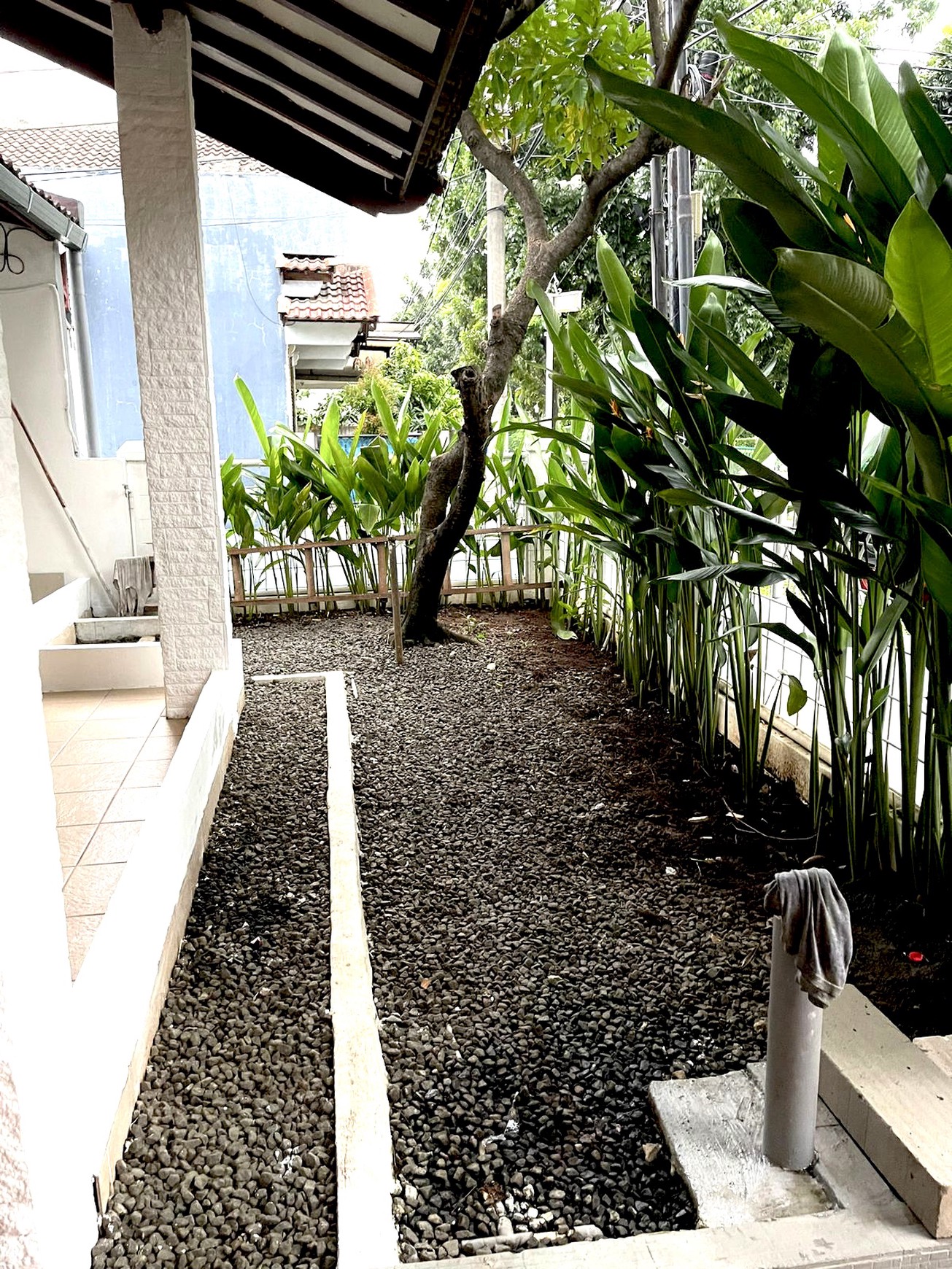 Rumah Hitung Tanah Area Cipete