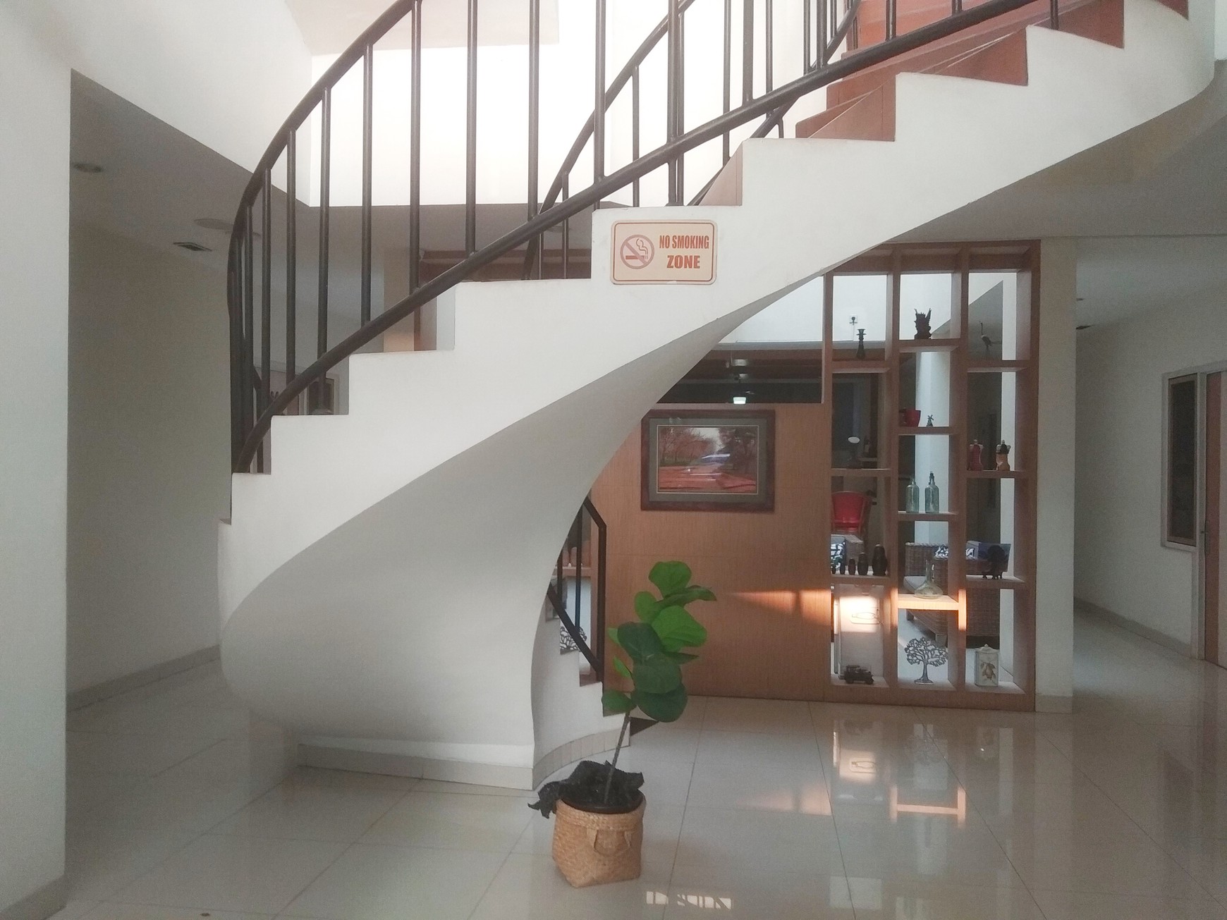 DIJUAL RUMAH JALAN GUNAWARMAN KEBAYORAN BARU JAKARTA SELATAN