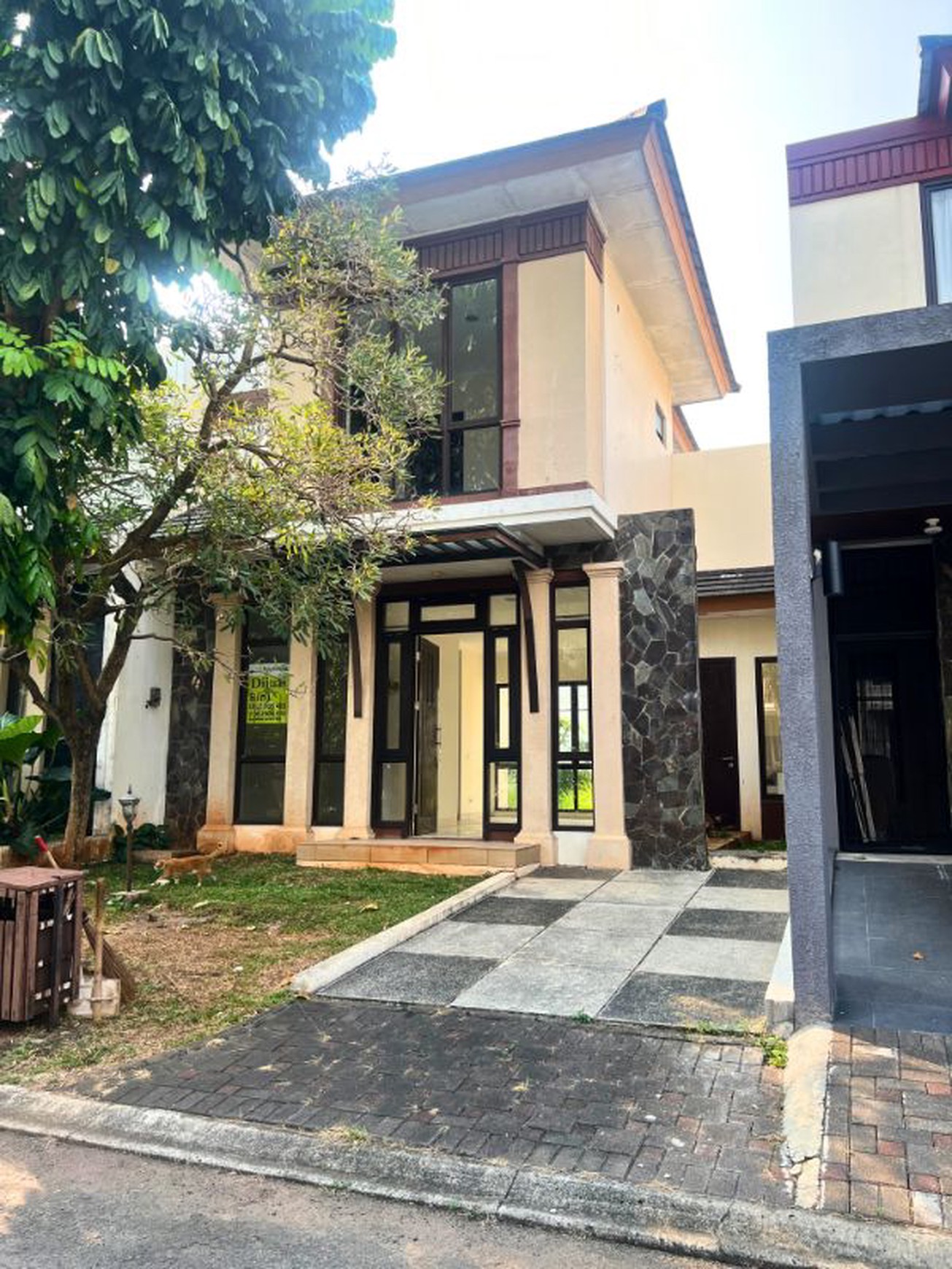 Rumah 2 lantai Modern dan Minimalis di Avani Ananta Bsd City