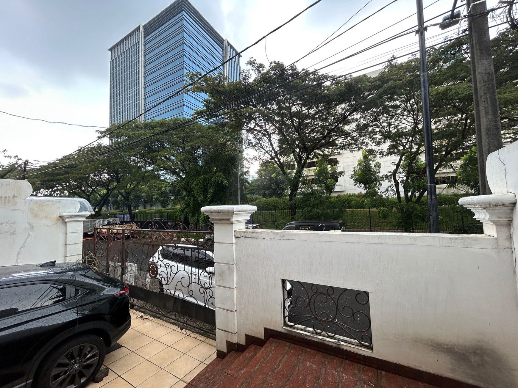 Dijual Rumah 3 Lantai di Kelapa Gading Jakarta Utara