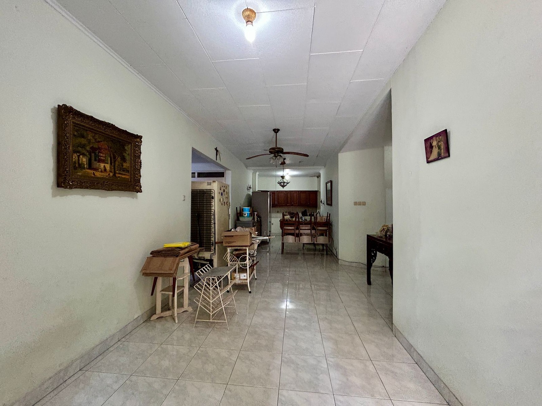 Dijual Rumah 2 Lantai di Tomang Hero Jakarta Barat