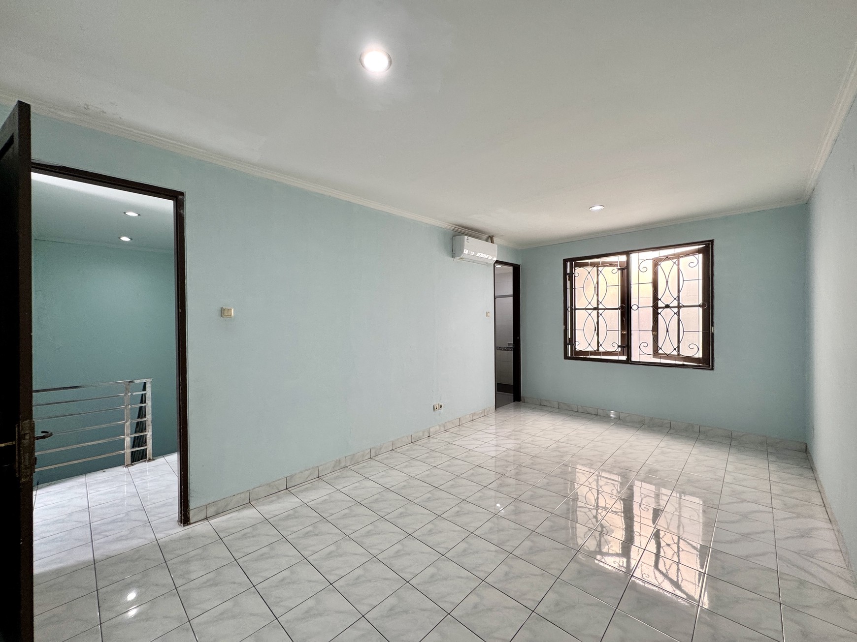 Dijual Rumah di Daan Mogot Baru, Jakarta Barat Indonesia