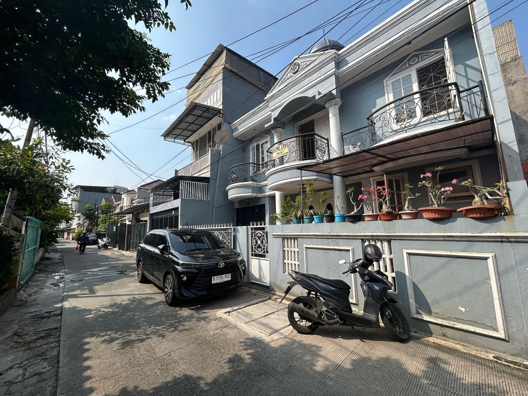 Dijual Rumah 2 Lantai Siap Huni di Tomang Jakarta Barat