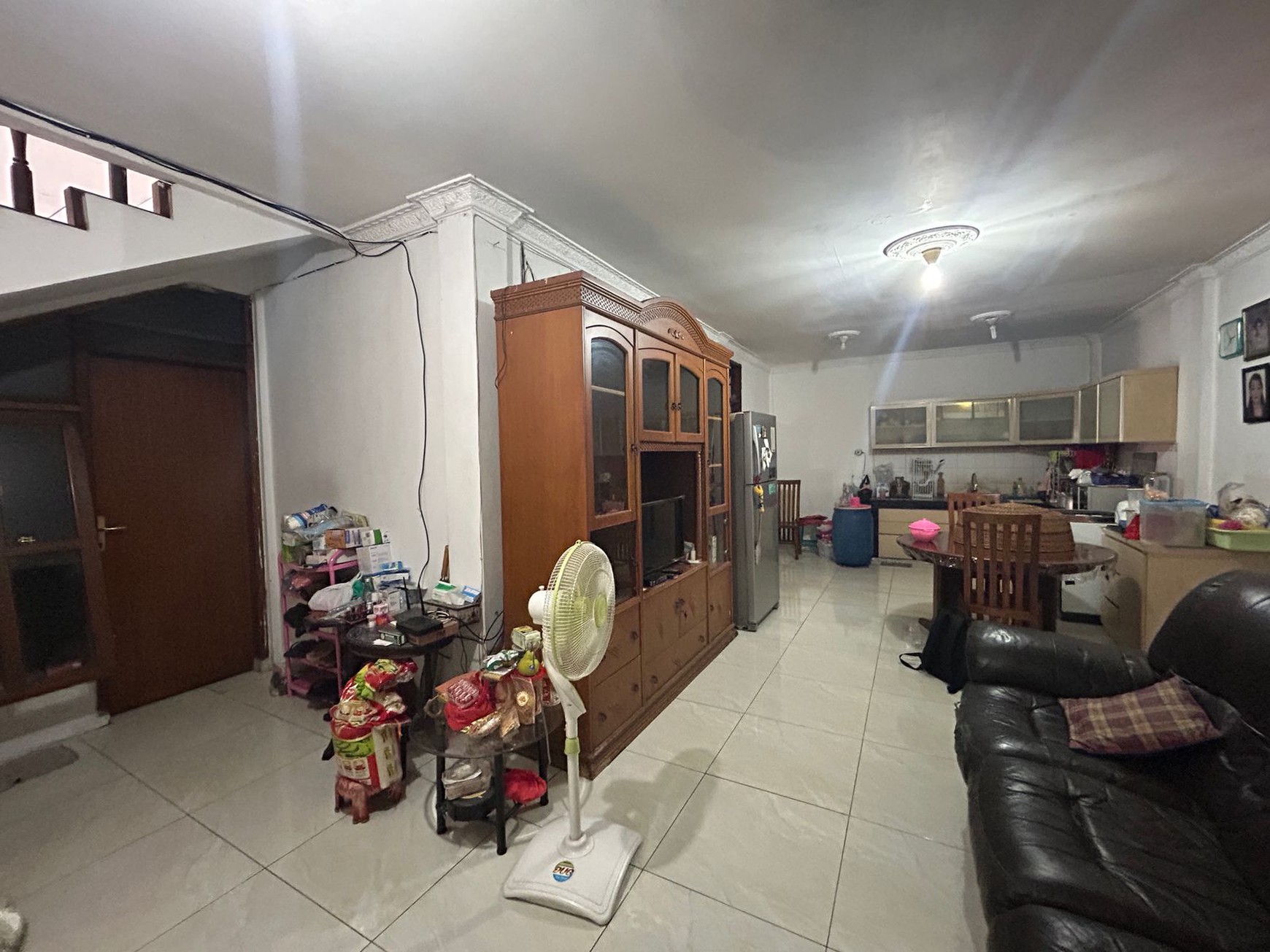 Dijual Rumah 2 Lantai Siap Huni di Tomang Jakarta Barat