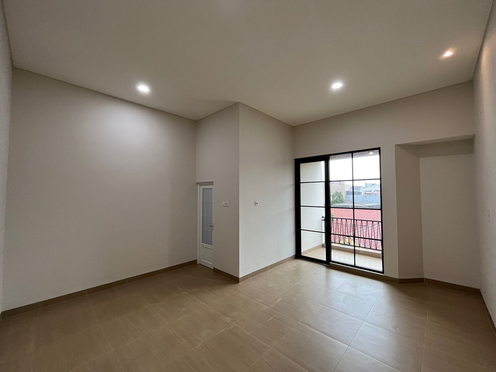 Dijual Rumah Siap Huni 3 Lantai di Jatipulo Tomang Jakarta Barat