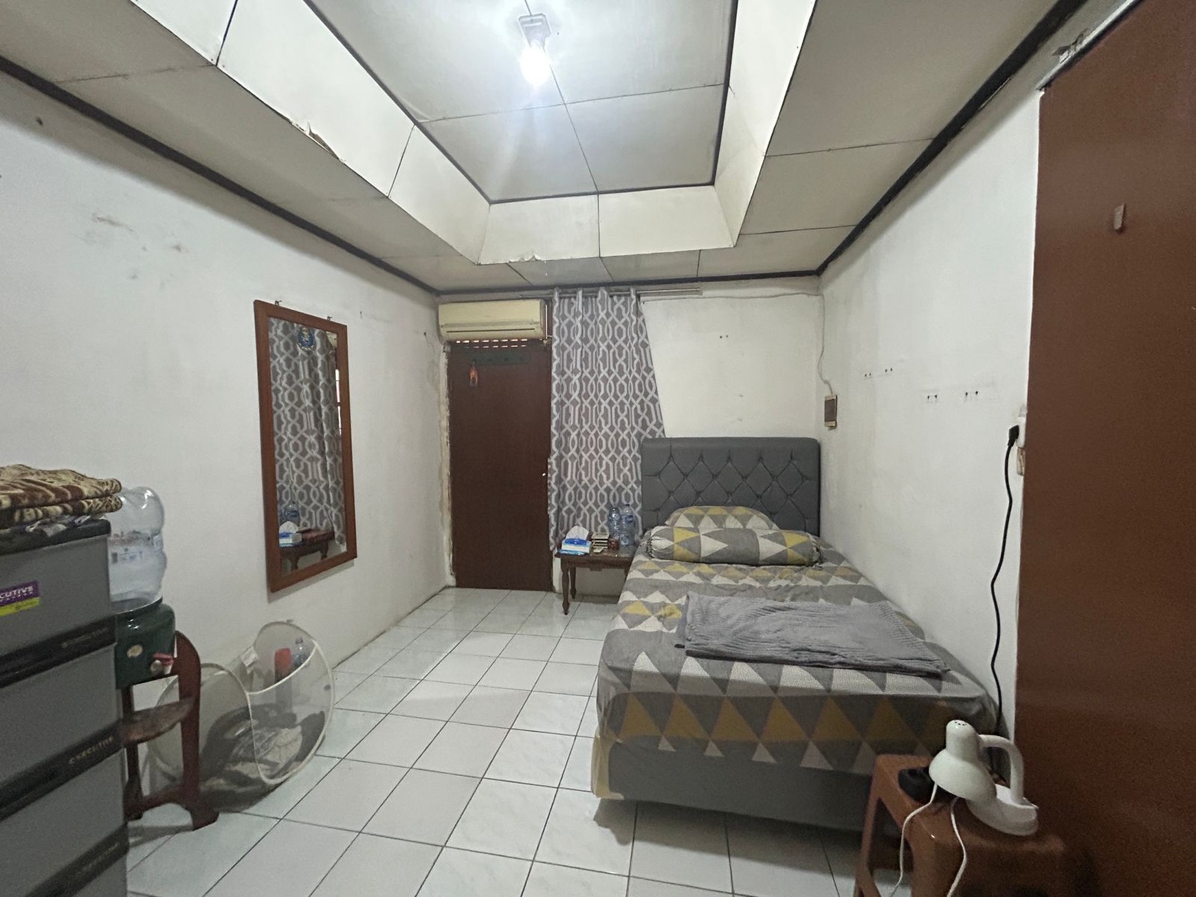 Dijual Rumah 1 Lantai di Tomang Mandala Jakarta Barat